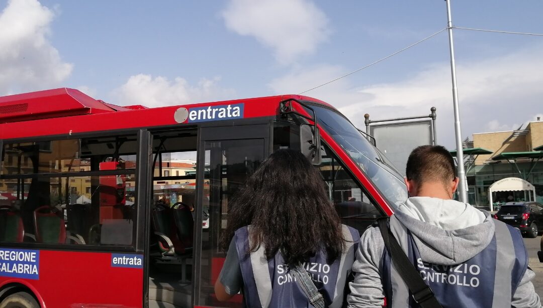 COSENZA: Funzionano i verificatori, multe in aumento sui bus